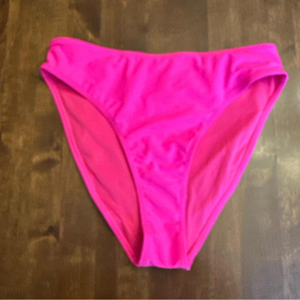NEW Blushing Brunette‎ Bikini Bottom M Hot Pink Barbie Resort Beach Sexy 💕